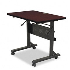 BALT Flipper Training Table